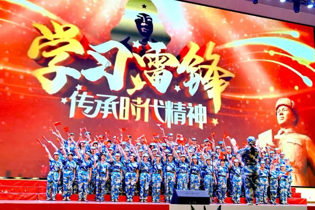 救援聪明男孩